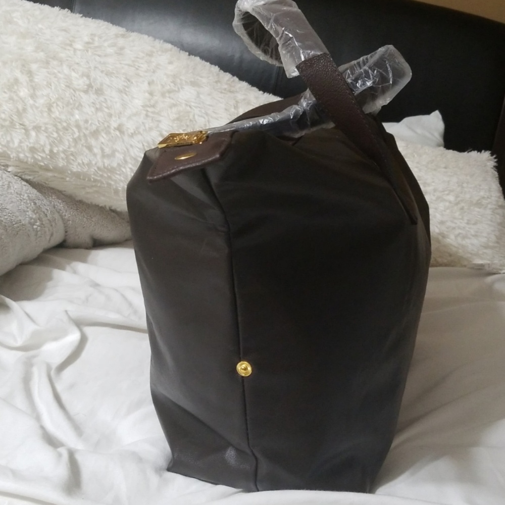 HUGE WEEKEND/TRAVEL BAG - Picture 3 of 7